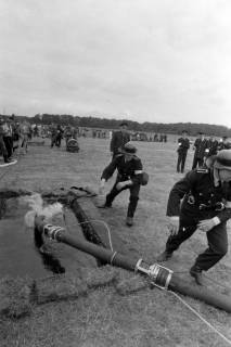 ARH NL Mellin 02-070/0003, Leistungsmarsch? der Feuerwehr, ohne Datum