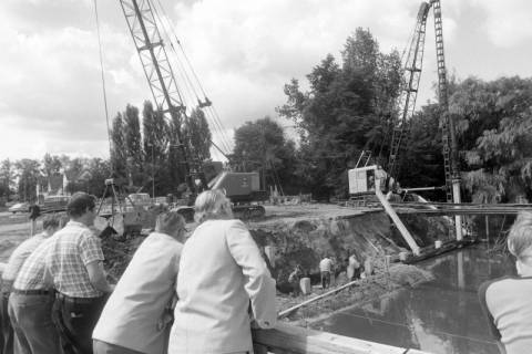 ARH NL Mellin 02-083/0008, Blick auf eine Baustelle, ohne Datum