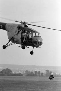 ARH NL Mellin 02-116/0011, Helikopter (Bristol 171 Sycamore) des Such- und Rettungsdienstes (Search and Rescue, SAR) der Bundeswehr, um 1975