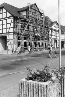 ARH NL Mellin 02-125/0011, Renovierung des Kaufhauses Scheele in der Poststraße, Burgdorf, um 1975