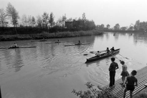 ARH NL Mellin 02-151/0003, "Ruderverein für das Große Freie - Lehrte/Sehnde" (RGF) am Mittellandkanal, Sehnde, um 1975