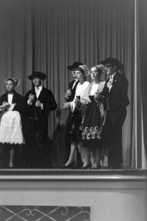 ARH NL Mellin 02-168/0010, Theateraufführung, um 1975