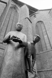 ARH NL Mellin 02-175/0001, Das Uhlenköper-Denkmal, Uelzen, um 1970