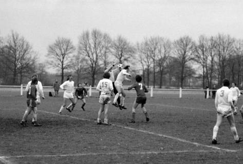 ARH NL Mellin 02-187/0012, Fußballspiel, um 1970