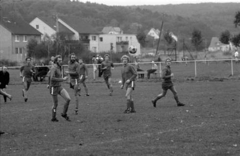 ARH NL Mellin 02-189/0005, Fußballspiel, um 1970