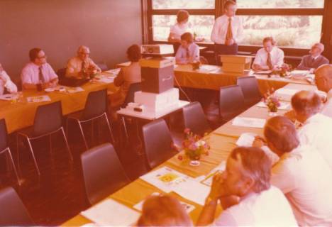 ARH Slg. Bartling 104, Sitzung mit Dia-Vortrag im FZZ, um 1974