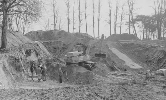 ARH Slg. Bartling 1244, Nordufer, Erdarbeiten mit Bagger (Baubeginn) für den Bau des Restaurants Weisse Düne, Steinhuder Meer, 1975