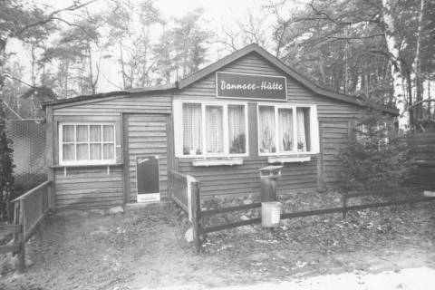 ARH Slg. Bartling 1264, Nordufer, Gaststätte Bannsee-Hütte, Außenansicht von der Straße, Steinhuder Meer, um 1980