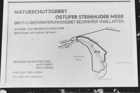 ARH Slg. Bartling 1307, Naturschutzgebiet Ostufer Steinhuder Meer, Brut- und Überwinterungsgebiet bedrohter Vogelarten Orientierungstafel, aufgestellt am Zugang zum Beobachtungsturm, 1974