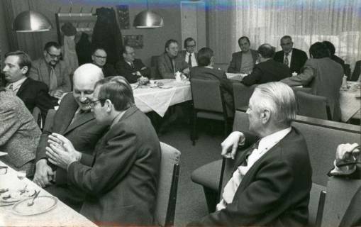 ARH Slg. Bartling 3179, Zusammenkunft des Regionalausschusses im Saal des Hotels Scheve, Neustadt a. Rbge., 1974