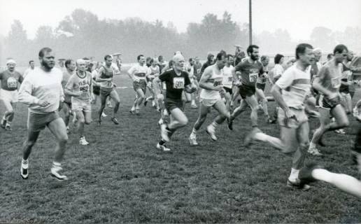 ARH Slg. Bartling 3755, Querfeldeinrennen (Volkslauf) des Lauftreffs (TSV), Poggenhagen, um 1975
