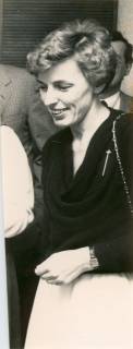 ARH Slg. Bartling 3947, Einzelporträt von Gisela Speil, Vorsitzende der Abteilung Basse des SPD-Ortsvereins Neustadt, um 1990