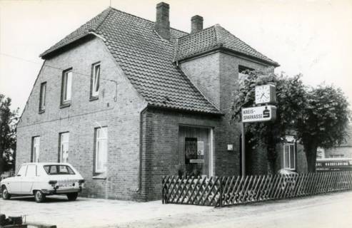 ARH Slg. Bartling 4095, Zweigstelle der Kreissparkasse Neustadt a. Rbge., Hauptstraße 33, Eilvese, 1971