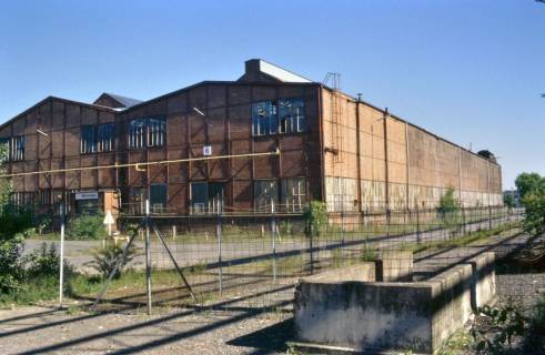 ARH Slg. Bürgerbüro 24, Fabrikhalle für Motorenbau der ehemaligen Hanomag Maschinenbau AG, Linden, 1999