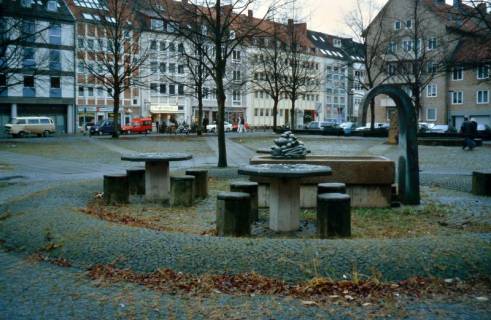 ARH Slg. Bürgerbüro 91, Neustädter Marktbrunnen, Calenberger Neustadt, 2001