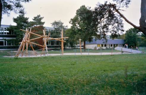 ARH Slg. Bürgerbüro 265, Integrierte Gesamtschule?, Vahrenheide/Sahlkamp, 2000