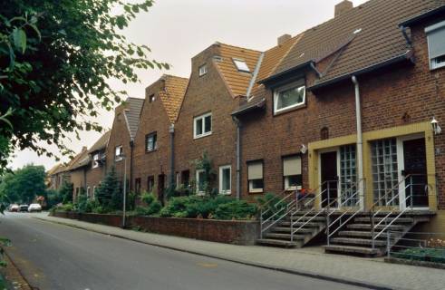 ARH Slg. Bürgerbüro 301, Am Lindenplatz, Alt-Laatzen, 1996