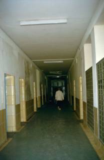 ARH Slg. Bürgerbüro 551, Flur eines alten Gebäudes, Hannover, zwischen 2002/2003