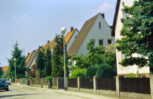 ARH Slg. Bürgerbüro 635, Wohnhäuser im Elfenweg, Sahlkamp, 1996