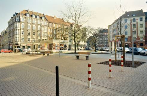 ARH Slg. Bürgerbüro 711, Blick von der Ahlemer Straße auf den Lindener Schmuckplatz, Linden, zwischen 1995/2005