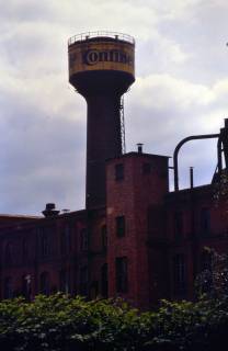 ARH Slg. Bürgerbüro 835, Blick auf Gebäude und Turm des ehemaligen Contigeländes, Limmer, 1997