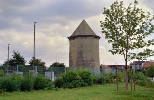 ARH Slg. Bürgerbüro 859, Blick auf den Bunker am Weidendamm, Hannover-Nordstadt, 1997