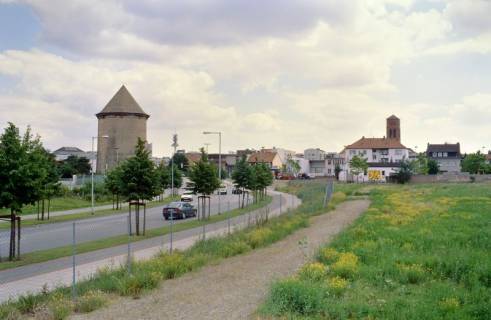 ARH Slg. Bürgerbüro 862, Blick auf den Weidendamm mit Bunker, Hannover-Nordstadt, 1997