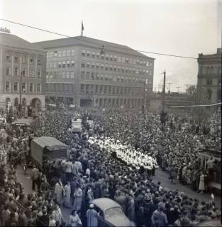 ARH Slg. Fratzer 01-001/0003, Rückkehr von Hannover 96 vom Finale der Deutschen Meisterschaft in Hamburg, Hannover, 1954