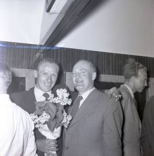 ARH Slg. Fratzer 01-003/0003, Rückkehr von Hannover 96 vom Finale der Deutschen Meisterschaft in Hamburg, Hannover, 1954