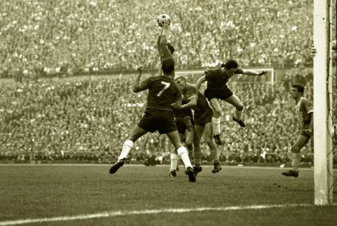 ARH Slg. Fratzer 01-0011/0001, Fußball Bundesliga 1964, Hannover 96 gegen Eintracht Braunschweig, Hannover, 1964