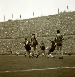 ARH Slg. Fratzer 01-0011/0008, Fußball Bundesliga 1964, Hannover 96 gegen Eintracht Braunschweig, Hannover, 1964