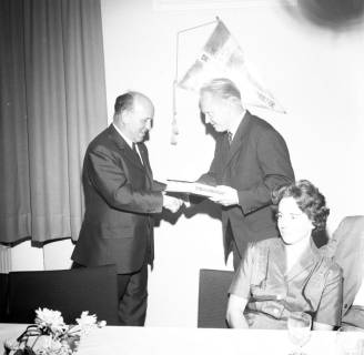 ARH Slg. Fratzer 01-0016/0002, 1954 Deutscher Meister - 10 Jahre Jubiläumsfeier von Hannover 96, Hannover, 1964