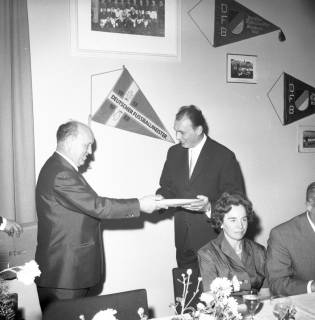 ARH Slg. Fratzer 01-0017/0007, 1954 Deutscher Meister - 10 Jahre Jubiläumsfeier von Hannover 96, Hannover, 1964