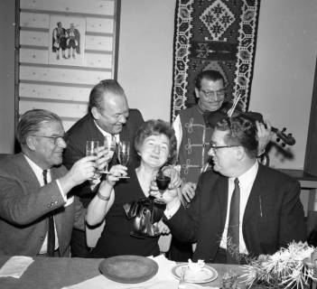 ARH Slg. Fratzer 01-0021/0001, Zlatko "Tschick" Cajkovsakis Hochzeitstag, Belgrad, 1969