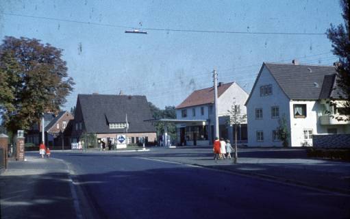 ARH Slg. Fritsche 122, Vor dem Hannoverschen Tor mit Aral Tankstelle, Burgdorf, ohne Datum