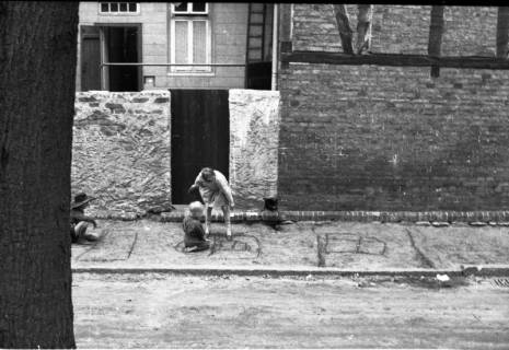 ARH Slg. Fritsche 144, Spielende Kinder Am Wall, Burgdorf, ohne Datum