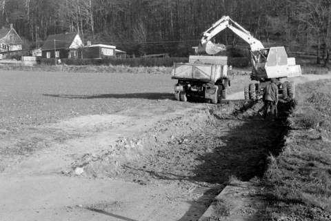 ARH Slg. Weber 02-024/0010, Straßenausbau mit Verlängerung zum Benther Berg, Everloh, zwischen 1970/1975