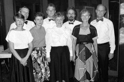 ARH Slg. Weber 02-105/0011, Gruppenfoto mit Tanzpaaren?, zwischen 1980/1990