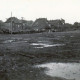 Archiv der Region Hannover, ARH BA 23389, Zerstörte Fahrzeuge nach einem Luftangriff (vom 19.08.1940?) nahe der Hermann-Löns-Schule, Langenhagen