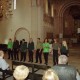 Archiv der Region Hannover, ARH BA 2752, Israelische Besuchergruppe - Chorauftritt in der Kirche, Mandelsloh