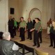 Archiv der Region Hannover, ARH BA 2759, Israelische Besuchergruppe - Chorauftritt in der Kirche, Mandelsloh