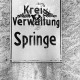 ARH NL Dierssen 1007/0008, Schild Kreisverwaltung Springe mit Hakenkreuz