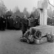 Archiv der Region Hannover, ARH NL Dierssen 1008/0007, Volkstrauertag - Feierstunde auf dem Springer Friedhof