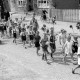 Archiv der Region Hannover, ARH NL Dierssen 1043/0024, Kinderumzug auf dem Sängerfest, Gestorf