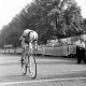 ARH NL Dierssen 1207/0007, Radsportler bei der "Deutschlandfahrt": Ziel der 2. Etappe, Hannover