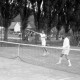 Archiv der Region Hannover, ARH NL Dierssen 1210/0024, Tennisspieler beim Turnerfest, Springe