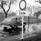 Archiv der Region Hannover, ARH NL Dierssen 1305/0019, Verkehrsschild "Durchfahrt verboten - Ende", Wunstorf