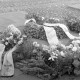 ARH NL Dierssen 1338/0002, Kränze am Grab von Ernst-August, Hannover