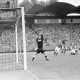 Archiv der Region Hannover, ARH NL Dierssen 1356/0034, Deutsche Fußballmeisterschaft 1955/56: Hannover 96 gegen FC Kaiserslautern, Hannover