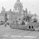 ARH NL Dierssen 1536/0006, Schützenausmarsch vor dem Neuen Rathaus, Hannover